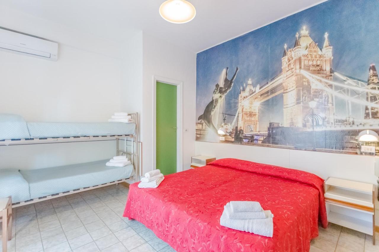 Hotel City 米萨诺阿德里亚蒂科 外观 照片